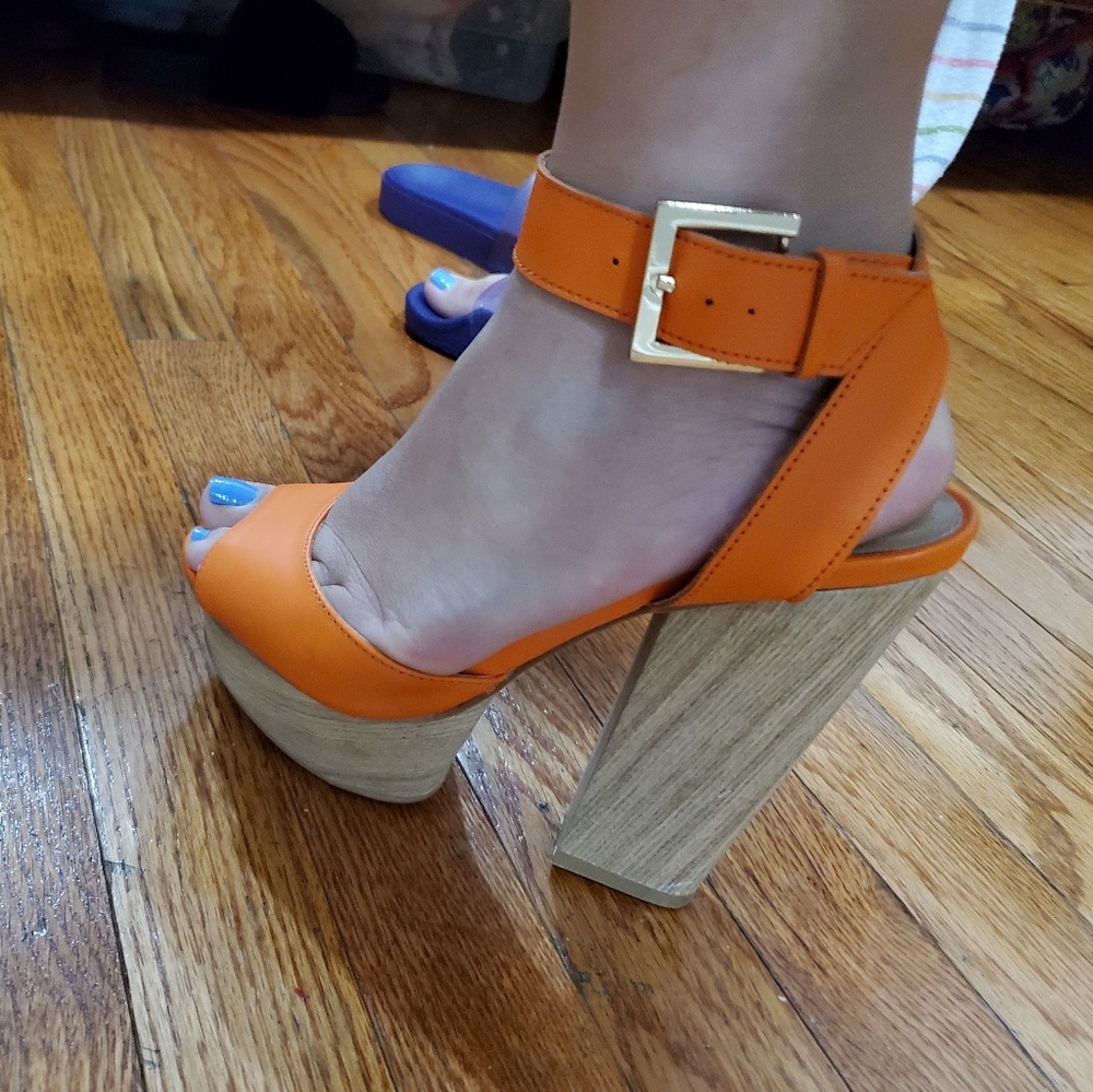 Plataform sandals
